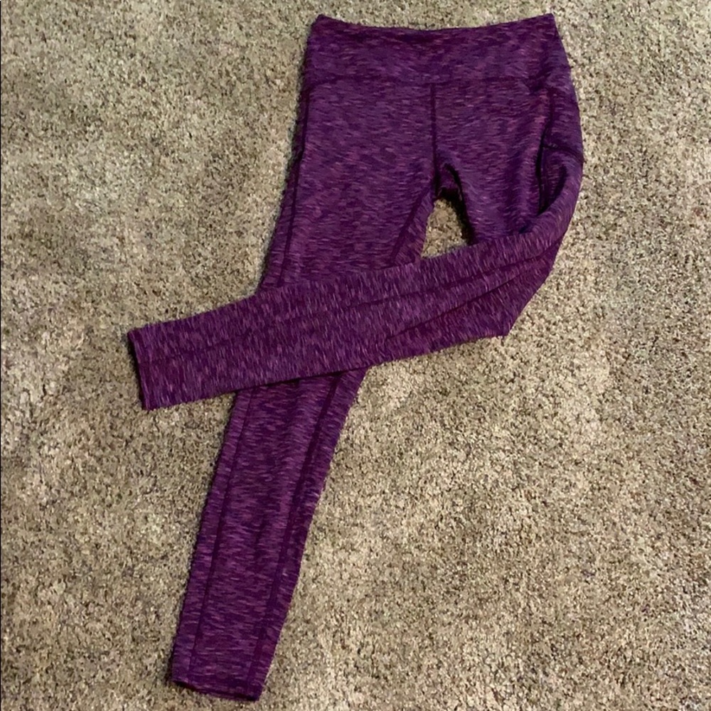 Leggings w/ Side Zipper Pocket